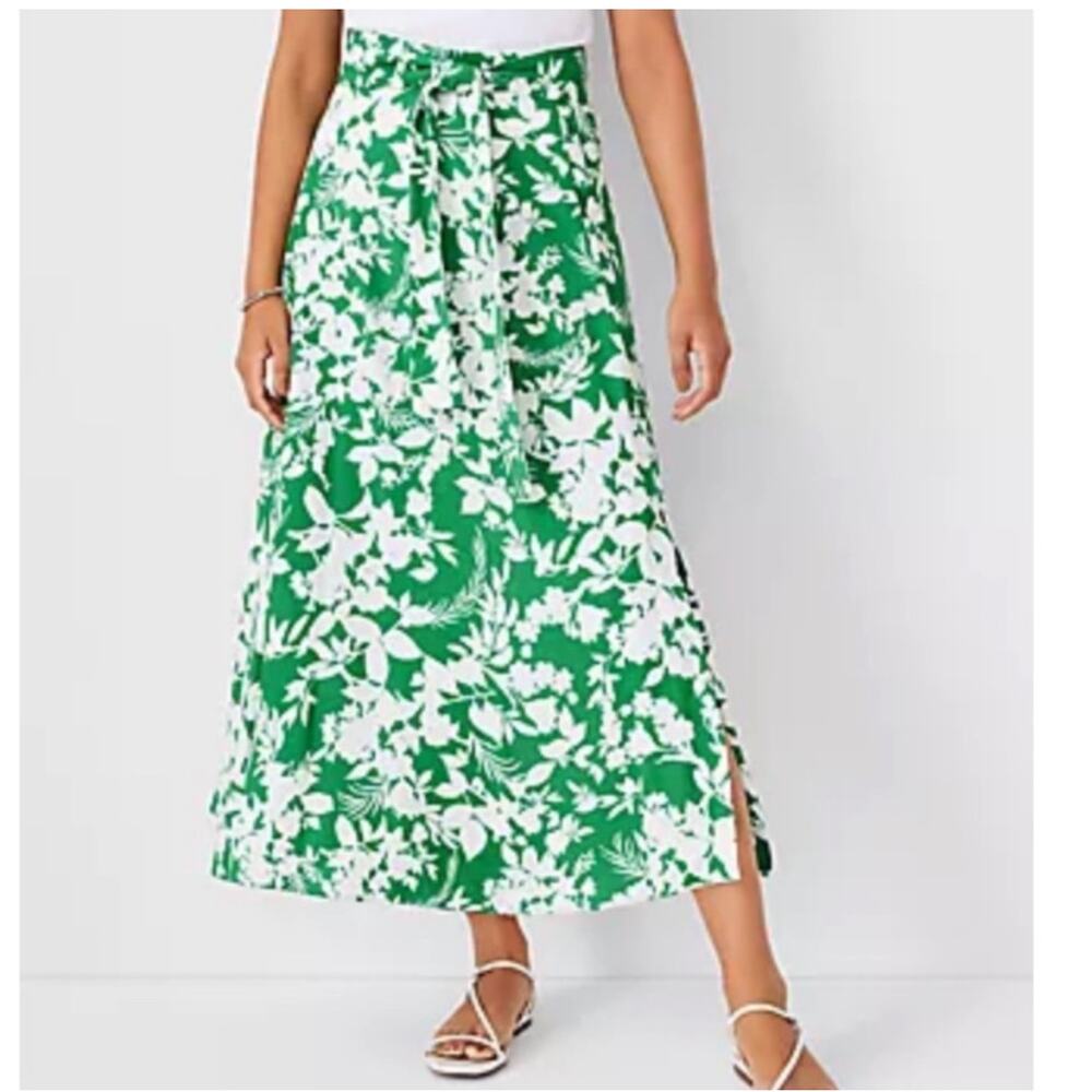 Ann Taylor Green and White Floral Midi Skirt - Picture 11 of 11